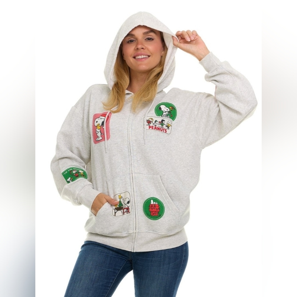 Peanuts Gray Zip Up XL Hoodie Jacket Snoopy Friends Christmas Patches Womens - Picture 5 of 7
